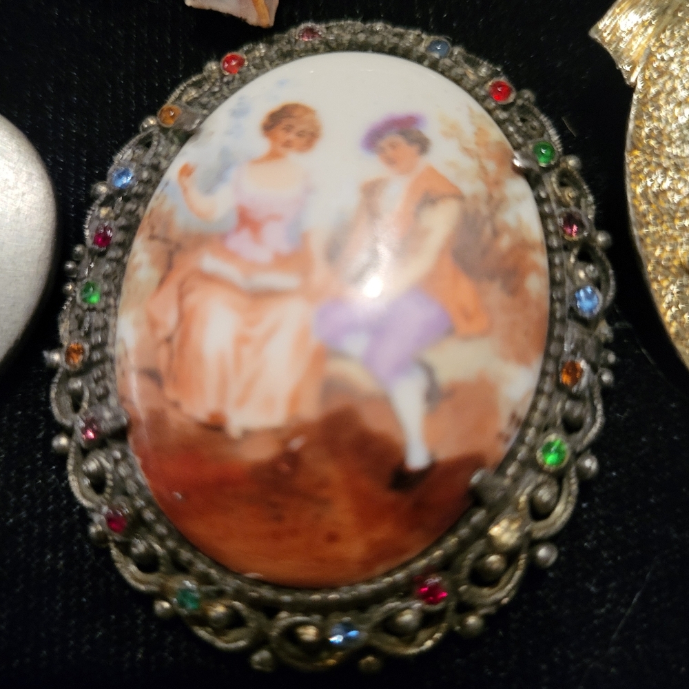 Vintage porcelain brooch filigree gemstones